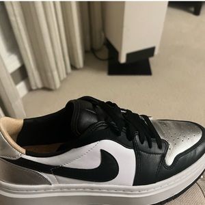Jordan 1 low Elevate